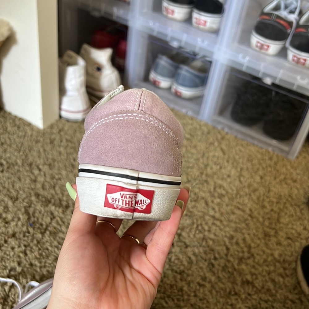 Vans - Picture 8 of 11